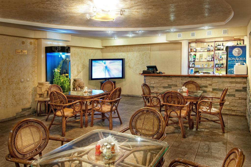 Hotel Edem Karaganda Exterior photo