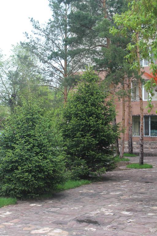 Hotel Edem Karaganda Exterior photo