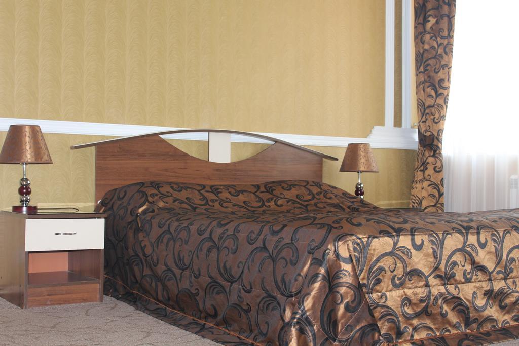 Hotel Edem Karaganda Room photo