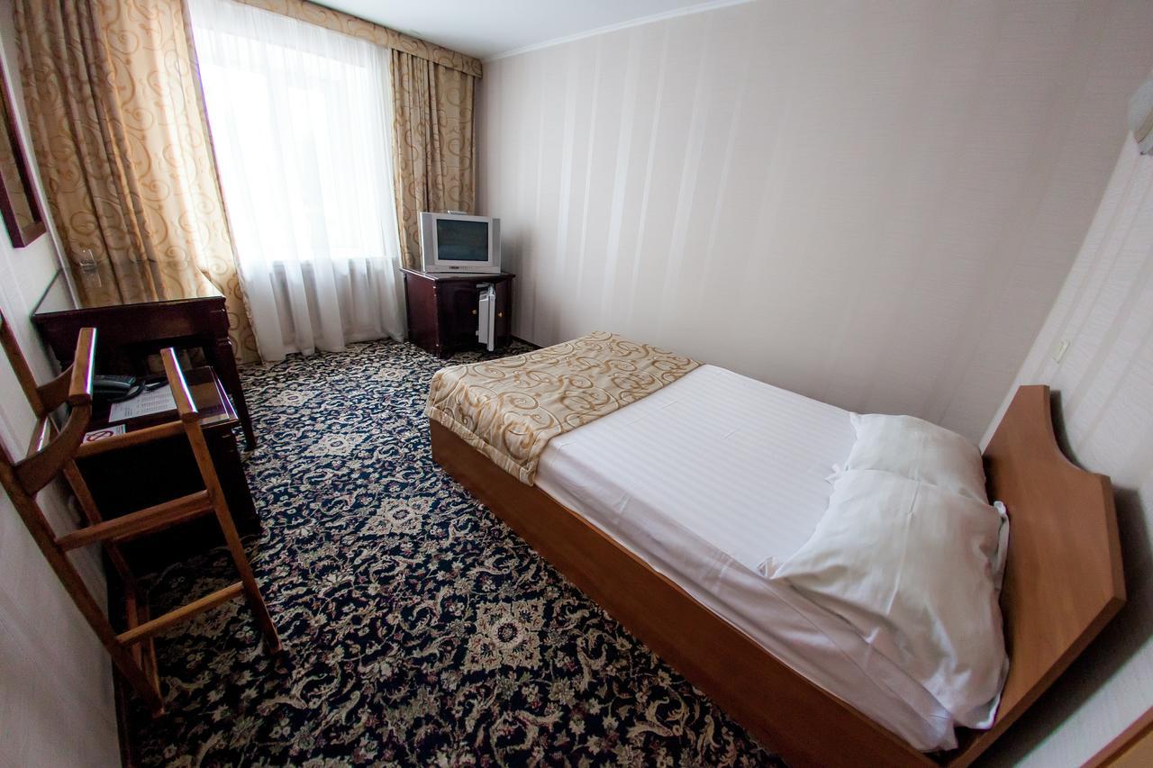Hotel Edem Karaganda Exterior photo